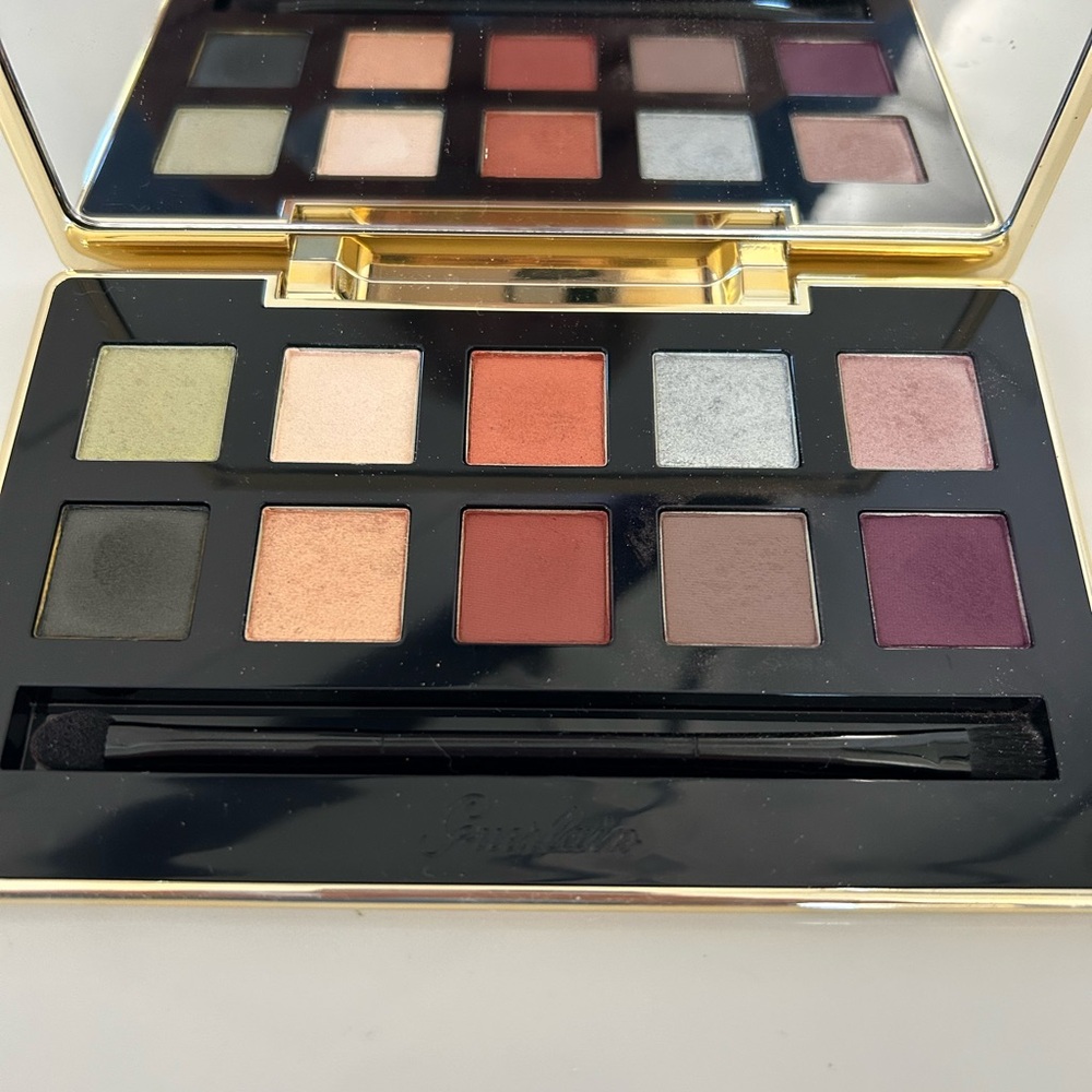 GUERLAIN Eyeshadow Palette - Golden Bee Green, Cream, Orange, Gray, Purple
